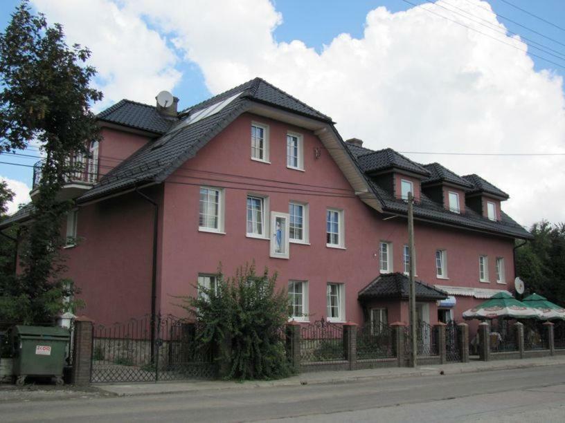 Gosciniec Ella Inn Lipniki Lipniki  Kültér fotó