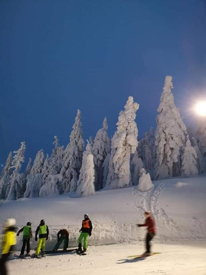 Gosciniec Ella Inn Lipniki Lipniki  Kültér fotó